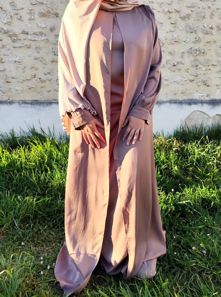 ROBE À NOUER